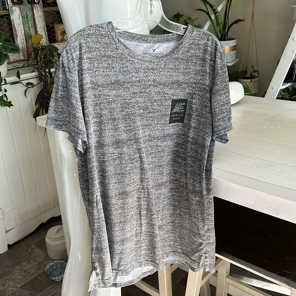 🐞Men’s American Eagle, outfitters size medium, oversized gray T-shirt - Picture 11 of 11